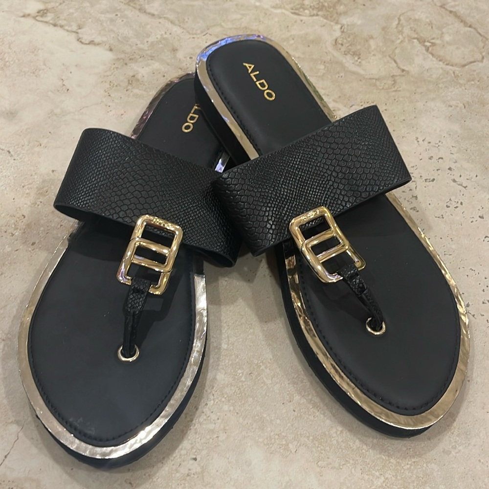 NWOT Aldo Sandals Black Women’s Size 11
